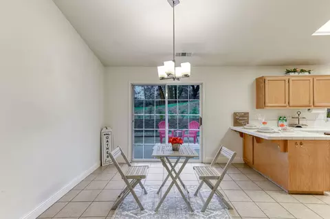 4561 Moyvane Dr, Redding, CA 96001 photo 7