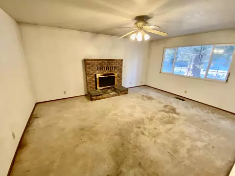 37371 Oak View St, Burney, CA 96013 photo 10