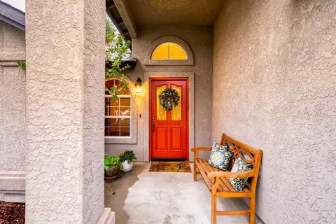 2209 Allegheny Ct, Redding, CA 96001 photo 4