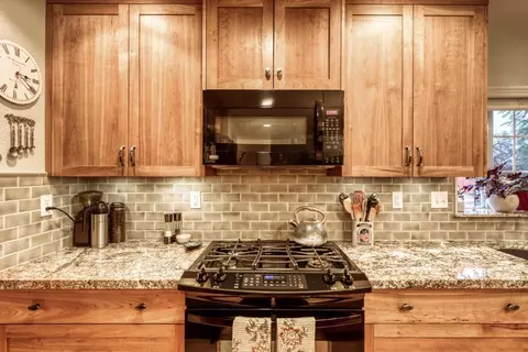 2209 Allegheny Ct, Redding, CA 96001 photo 15