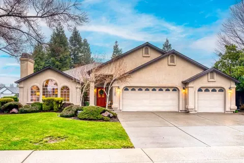 2209 Allegheny Ct, Redding, CA 96001 photo 2