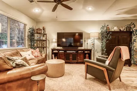 2209 Allegheny Ct, Redding, CA 96001 photo 18