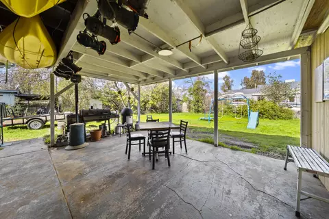 2650 Irwin Rd, Redding, CA 96002 photo 12