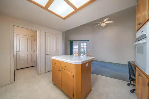 351 Franciscan Trl, Redding, CA 96003 photo 18