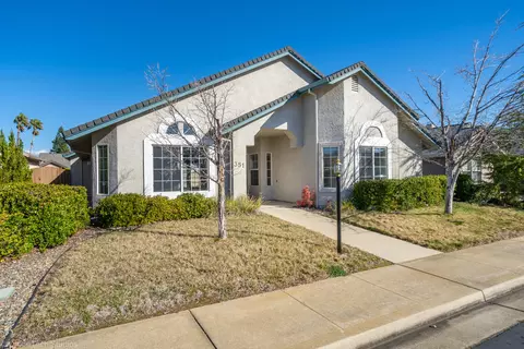 351 Franciscan Trl, Redding, CA 96003 photo 3
