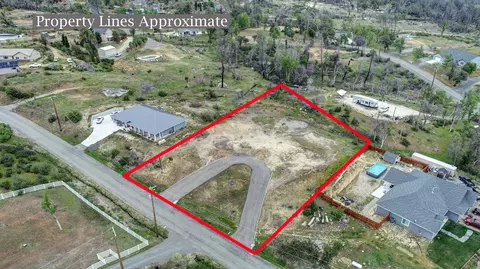 10117 Sandy Ln, Redding, CA 96001 photo 2