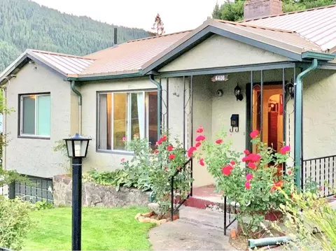 4406 Orange St, Dunsmuir, CA 96025