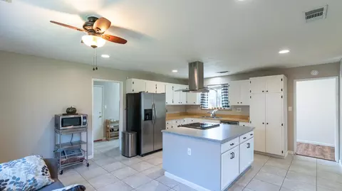 1792 Cameo Ct, Redding, CA 96002 photo 9