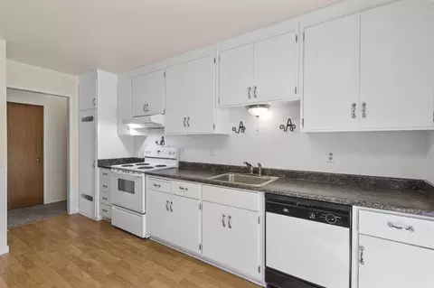 1562 Hemlock Ave, Anderson, CA 96007 photo 9