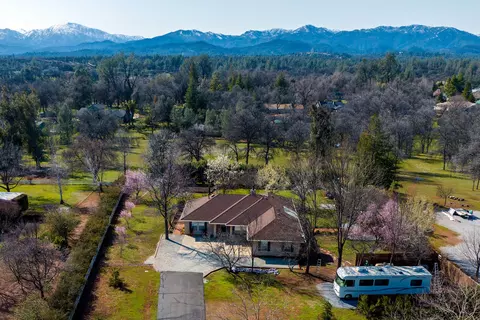 12634 Glide Way, Redding, CA 96003 photo 3