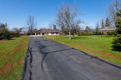 12634 Glide Way, Redding, CA 96003 photo 33