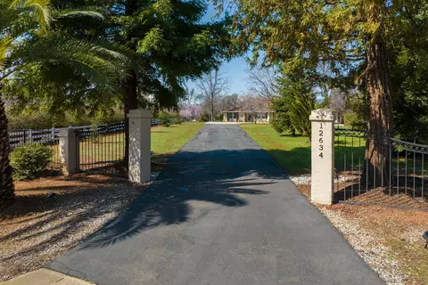 12634 Glide Way, Redding, CA 96003 photo 2