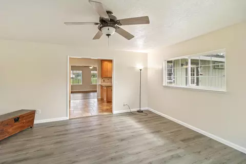 6000 Bourbon Ln, Anderson, CA 96007 photo 14