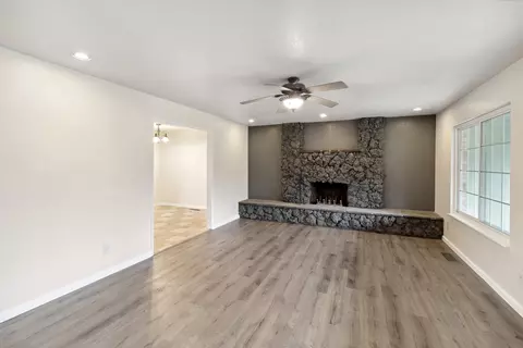 6000 Bourbon Ln, Anderson, CA 96007 photo 7