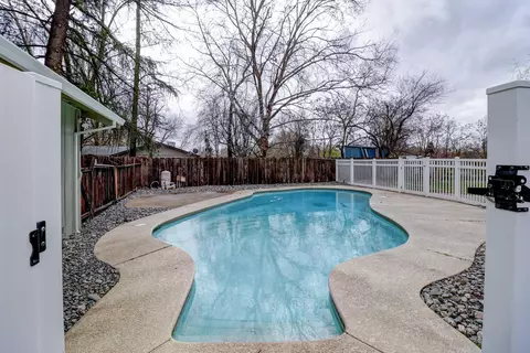 6000 Bourbon Ln, Anderson, CA 96007 photo 37
