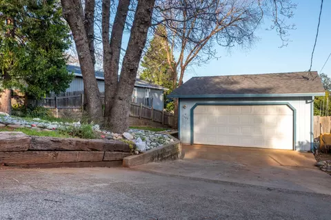 1137 North Blvd, Shasta Lake, CA 96019