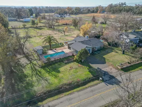 21465 Black Ln, Cottonwood, CA 96022