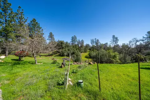 9021 Chaparral Dr, Redding, CA 96001 photo 25