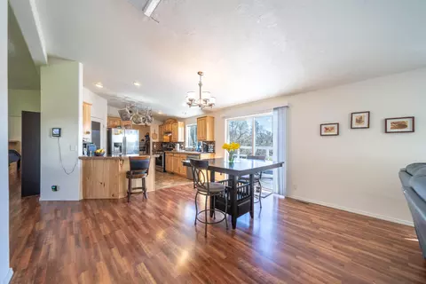 9021 Chaparral Dr, Redding, CA 96001 photo 7