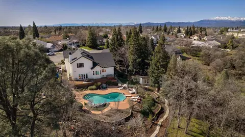 View/Area - 1072 Spring Ridge Dr, Redding, CA 96003 photo 4 of 5