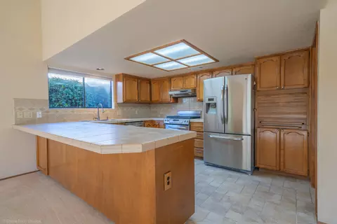 Kitchen - 3885 Rushmore Dr, Redding, CA 96001 photo 1 of 6