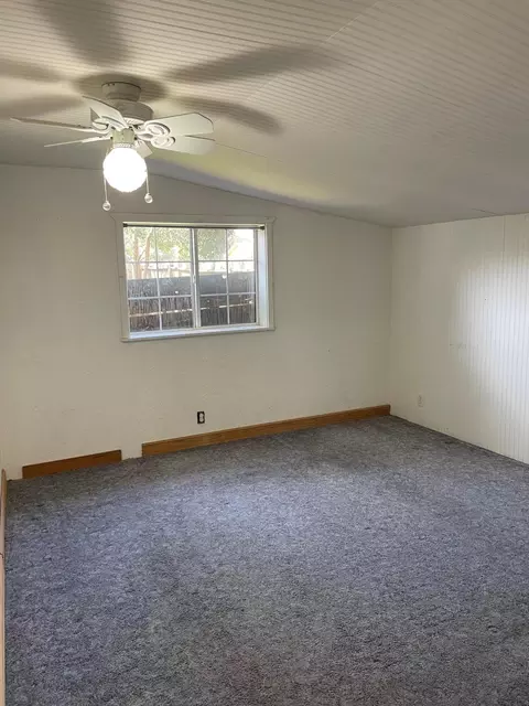 1174 Le Brun Ln, Redding, CA 96002 photo 14