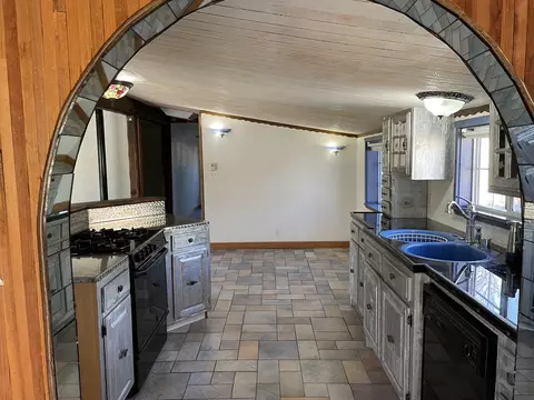 1174 Le Brun Ln, Redding, CA 96002 photo 6