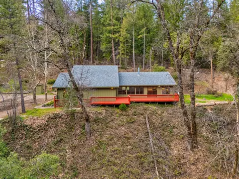 Exterior - 22217 Saylor Rd, Lakehead, CA 96051 photo 17 of 17