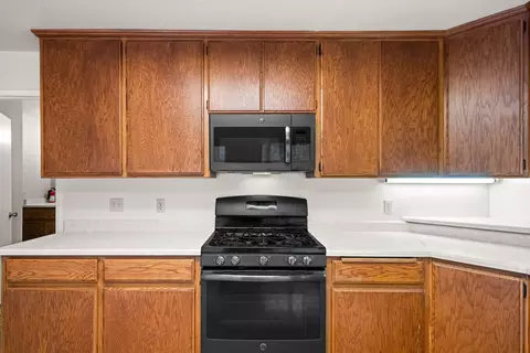 Kitchen - 22217 Saylor Rd, Lakehead, CA 96051 photo 3 of 4