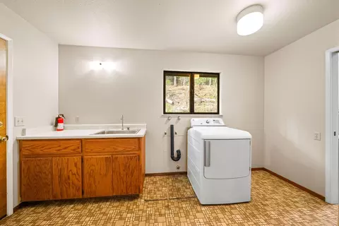 Other - 22217 Saylor Rd, Lakehead, CA 96051 photo 5 of 12