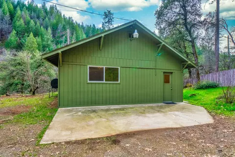 Other - 22217 Saylor Rd, Lakehead, CA 96051 photo 9 of 12