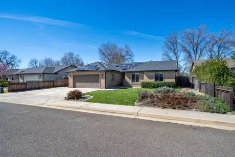 3652 Geyser Way, Anderson, CA 96007