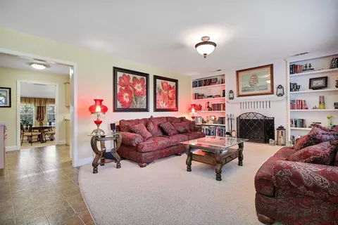 Living - 3336 Bardick Rd, Anderson, CA 96007 photo 1 of 4