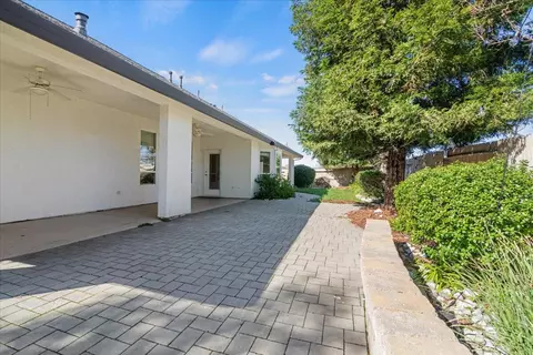 595 Fair Hill Dr, Redding, CA 96003 photo 4
