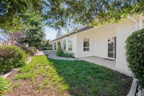 595 Fair Hill Dr, Redding, CA 96003 photo 27