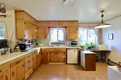 2117 Deerfield Ave, Redding, CA 96002 photo 9
