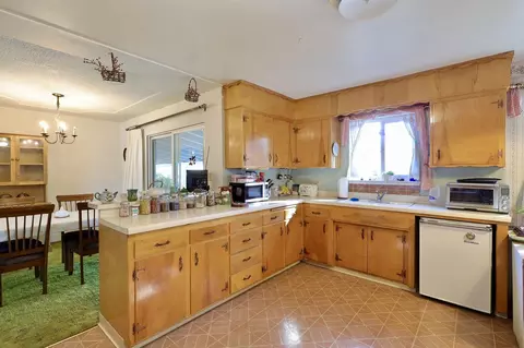 2117 Deerfield Ave, Redding, CA 96002 photo 8