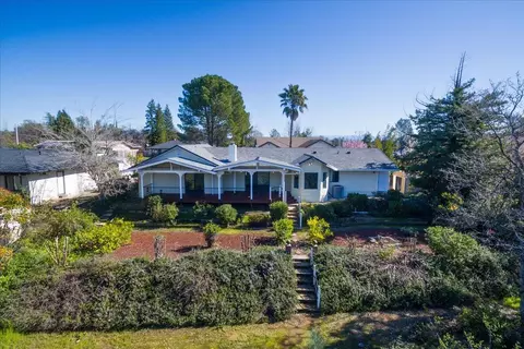 3117 Panorama Dr, Redding, CA 96003 photo 2