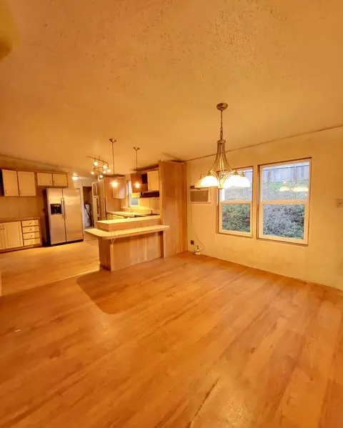 59911 Ca-299, Lewiston, CA 96052 photo 9