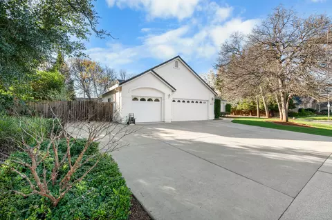 4110 Aspen Springs Ct, Redding, CA 96002 photo 2