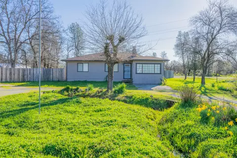 12161 Randolph Rd, Redding, CA 96003 photo 3