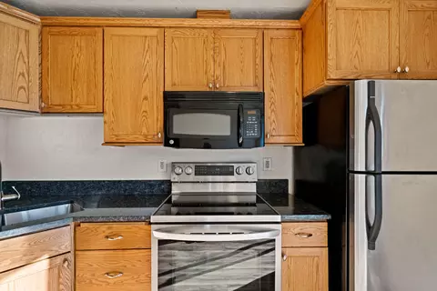 12161 Randolph Rd, Redding, CA 96003 photo 12