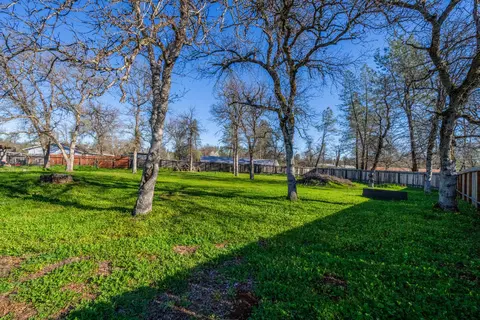12161 Randolph Rd, Redding, CA 96003 photo 23