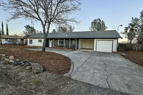 621 Ridge Rd, Redding, CA 96003 photo 1