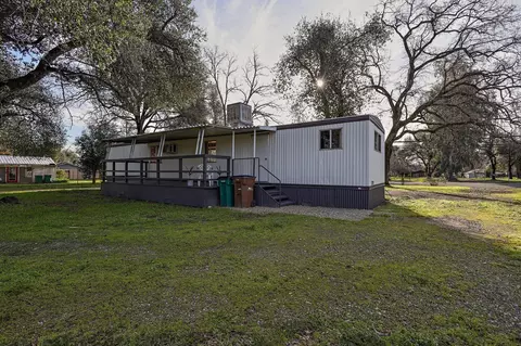 7680 Happy Valley Rd, Anderson, CA 96007