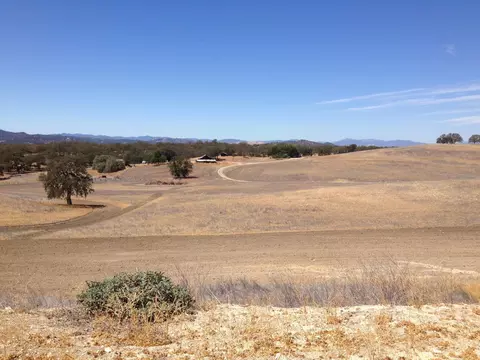 53150 Bradley Lockwood Rd, Out Of Area, CA 93932