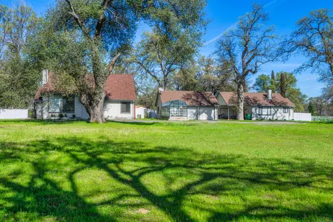 2913 Majestic Oak Cir, Cottonwood, CA 96022
