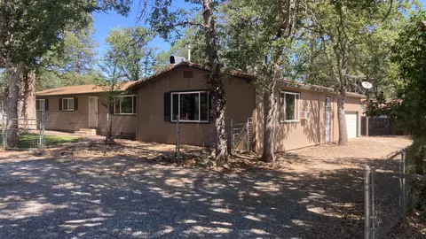 39896 Pumice Dr, Cassel, CA 96016