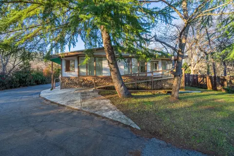 19366 Flintstone Rd, Redding, CA 96003 photo 4
