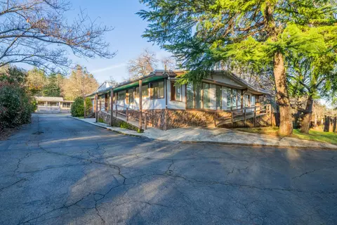 19366 Flintstone Rd, Redding, CA 96003